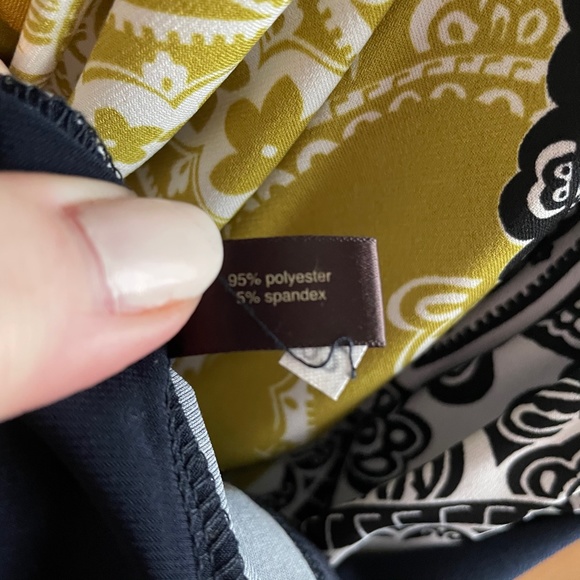 The Limited Navy Cowl Neck Tank top Large - Picture 6 of 6